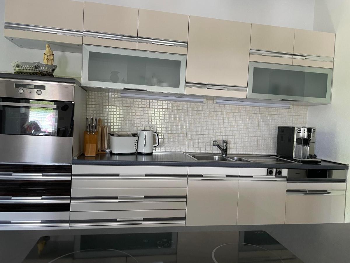 Ferienhaus Siroki Brijeg Экстерьер фото
