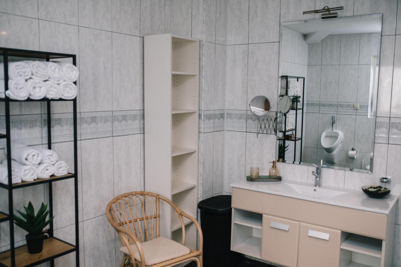 Ferienhaus Siroki Brijeg Экстерьер фото