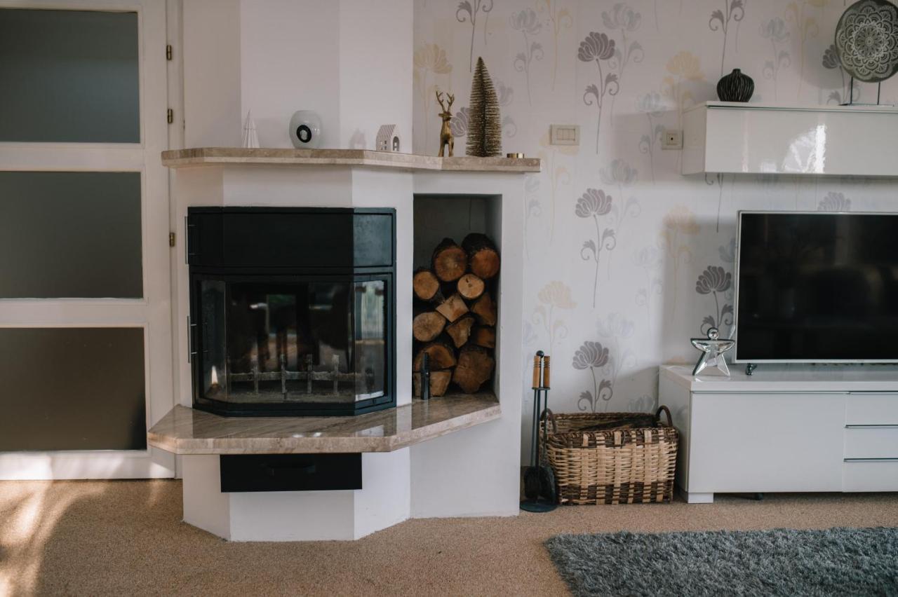 Ferienhaus Siroki Brijeg Экстерьер фото